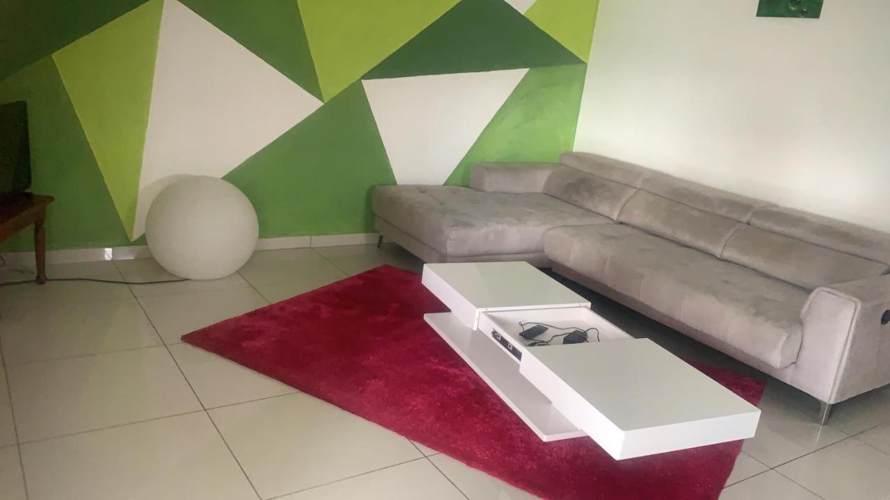 Caraibes Loc Apartamento Ducos Exterior foto
